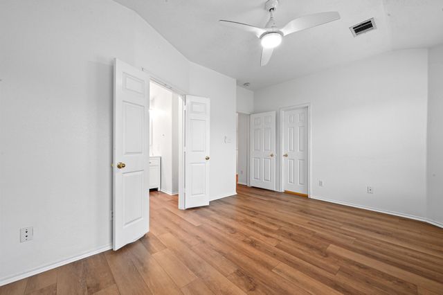 140 Schmidt, Kyle, TX 78640