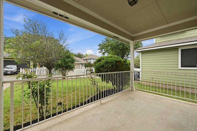 140 Schmidt, Kyle, TX 78640