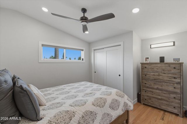 3929 E MERCER Lane, Phoenix, AZ 85028