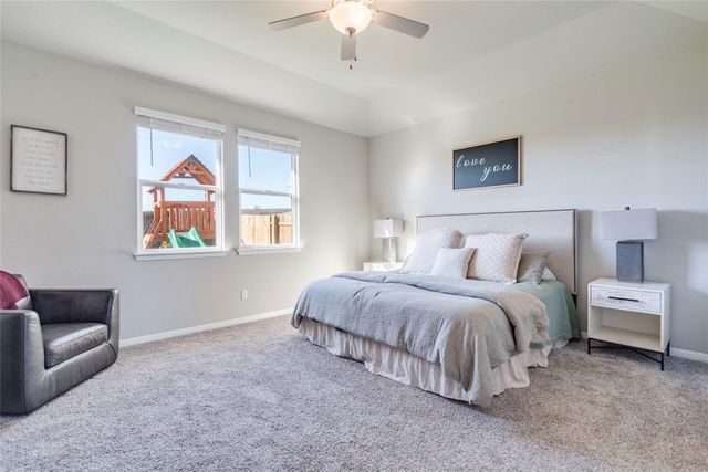 450 Sue Peaks LOOP, Dripping Springs, TX 78620