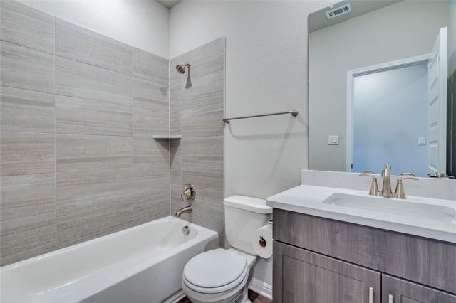 450 Sue Peaks LOOP, Dripping Springs, TX 78620