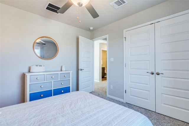 450 Sue Peaks LOOP, Dripping Springs, TX 78620