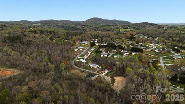 2331 Merts Way, Hudson, NC 28638