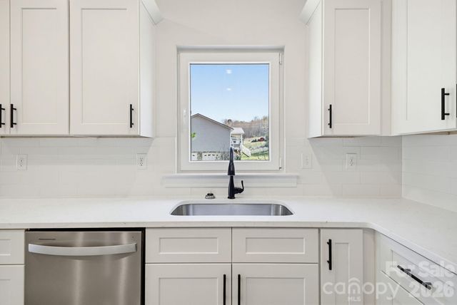 2331 Merts Way, Hudson, NC 28638