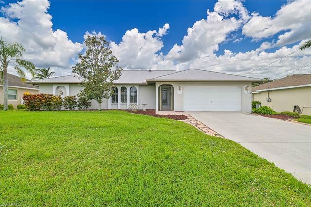 634 SE 32nd ST, Cape Coral, FL 33904