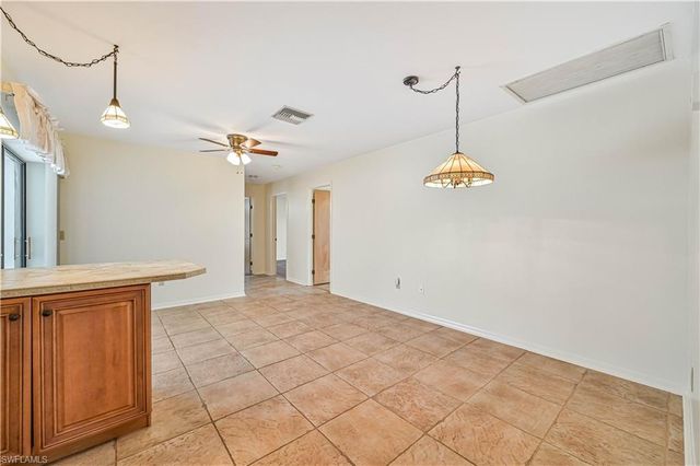 634 SE 32nd ST, Cape Coral, FL 33904