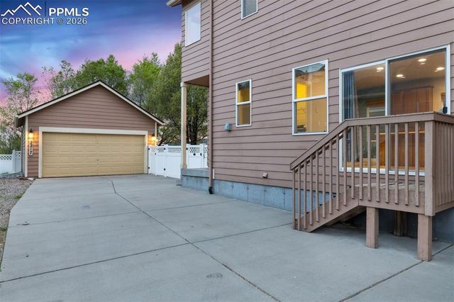 2217 St Claire Drive, Colorado Springs, CO 80910