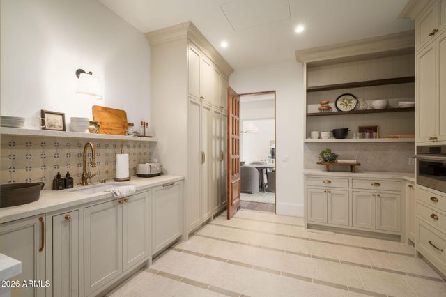 6641 E MEADOWLARK Lane, Paradise Valley, AZ 85253