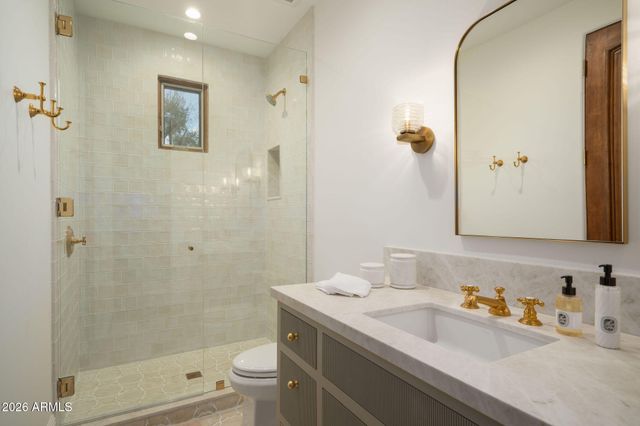 6641 E MEADOWLARK Lane, Paradise Valley, AZ 85253