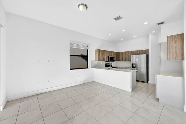 5650 Agostino Way, Ave Maria, FL 34142