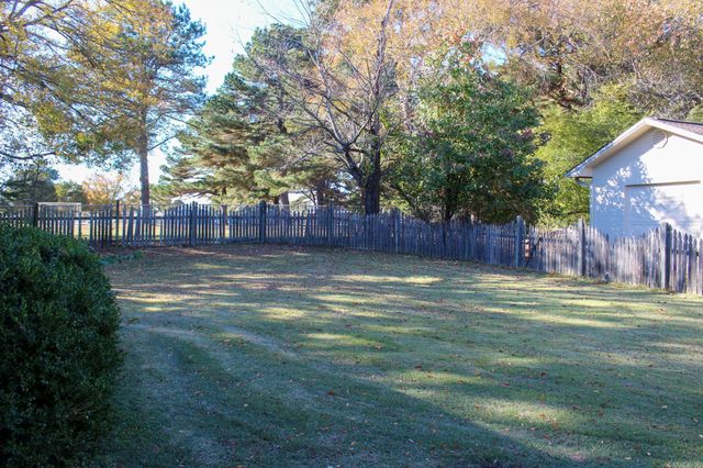 509 Chesapeake, Searcy, AR 72143