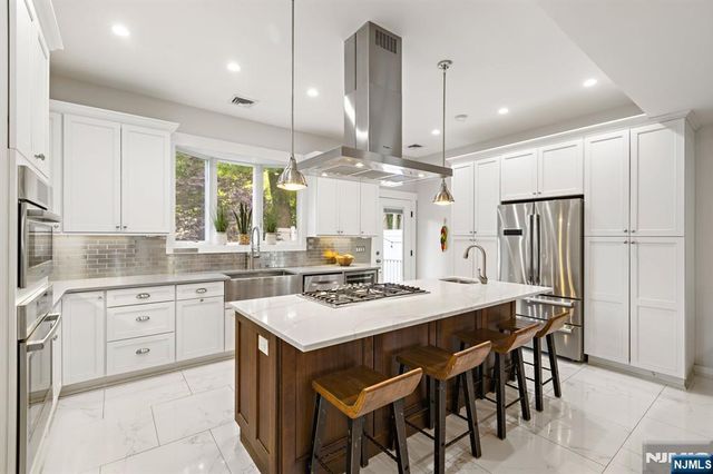 19-21 78th, North Bergen, NJ 07047