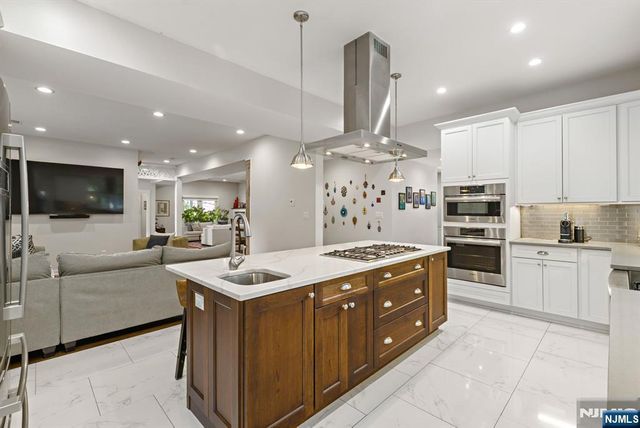 19-21 78th, North Bergen, NJ 07047