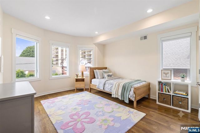 19-21 78th, North Bergen, NJ 07047