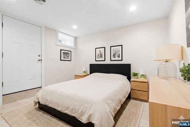 19-21 78th, North Bergen, NJ 07047
