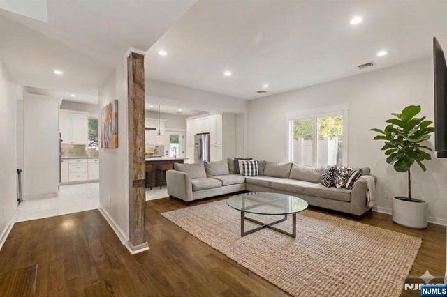 19-21 78th, North Bergen, NJ 07047