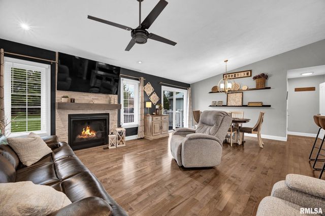 5220 S ACRE Road, Mapleton, IL 61547