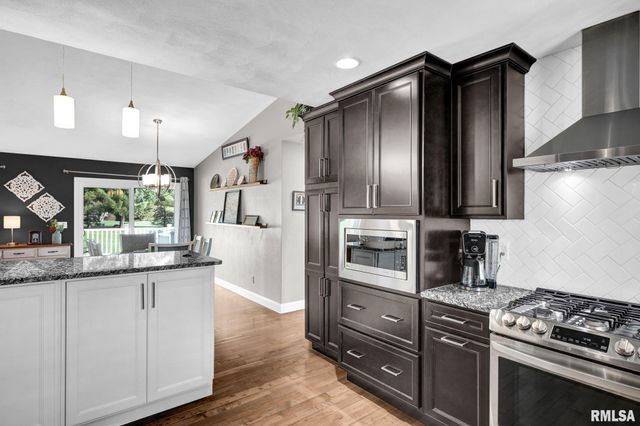 5220 S ACRE Road, Mapleton, IL 61547