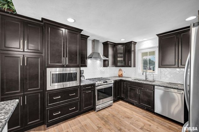 5220 S ACRE Road, Mapleton, IL 61547