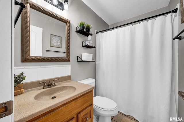 5220 S ACRE Road, Mapleton, IL 61547