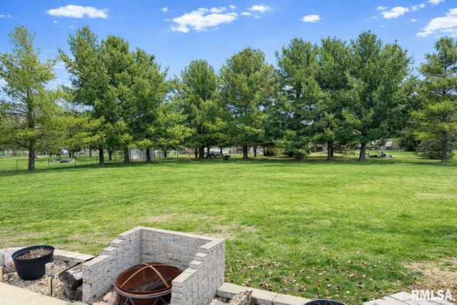 5220 S ACRE Road, Mapleton, IL 61547