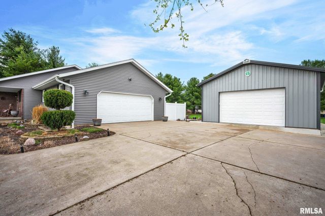 5220 S ACRE Road, Mapleton, IL 61547