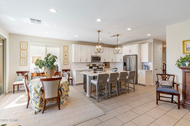19688 W TURNEY Avenue, Litchfield Park, AZ 85340