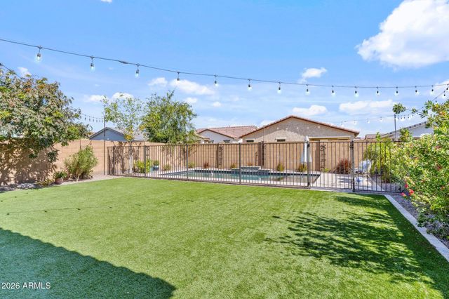 19688 W TURNEY Avenue, Litchfield Park, AZ 85340