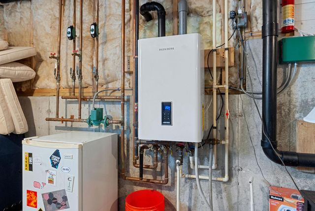 7 Collins Circle, Rochester, NH 03867