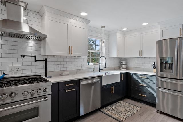 7 Collins Circle, Rochester, NH 03867