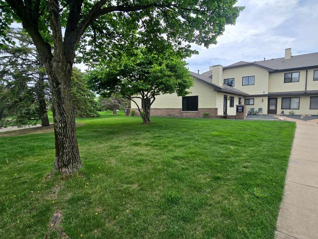 9905 54th Place N 5, Minneapolis, MN 55442