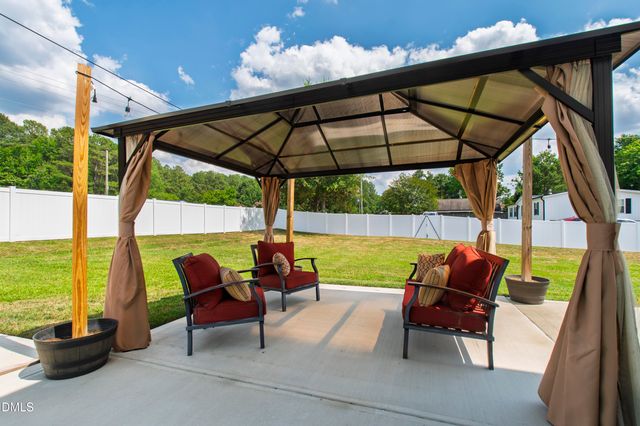 101 Averly Court, Stem, NC 27581