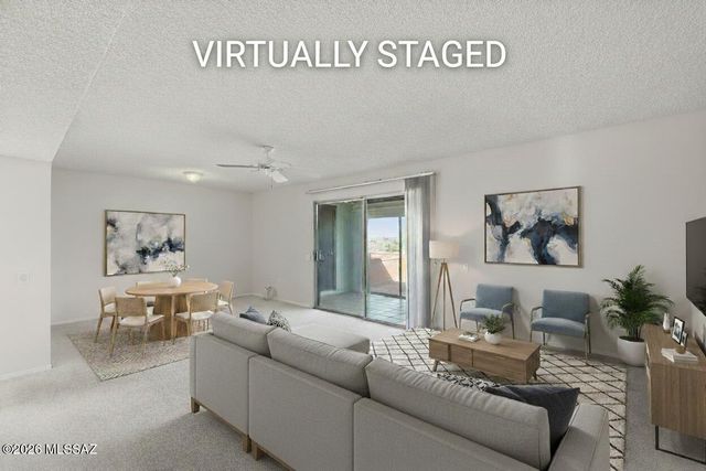 500 W Ocotillo Place, Green Valley, AZ 85614