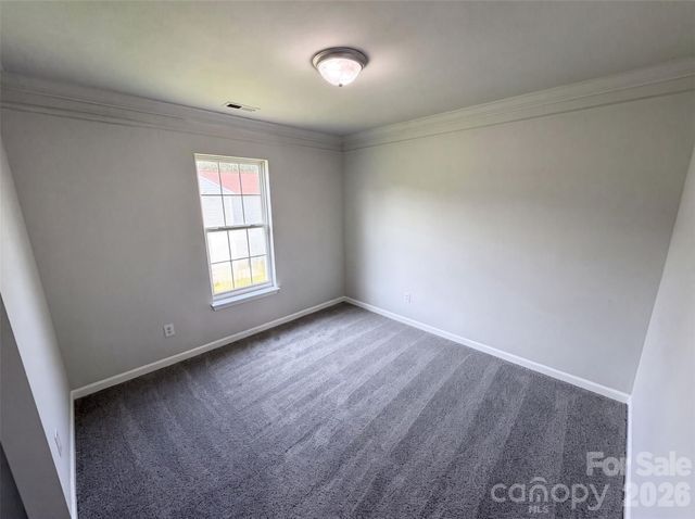 5732 Wallace Cabin Drive, Charlotte, NC 28212