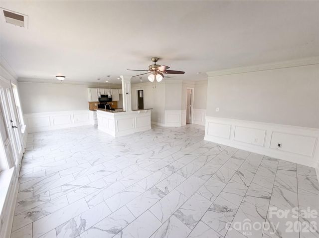 5732 Wallace Cabin Drive, Charlotte, NC 28212