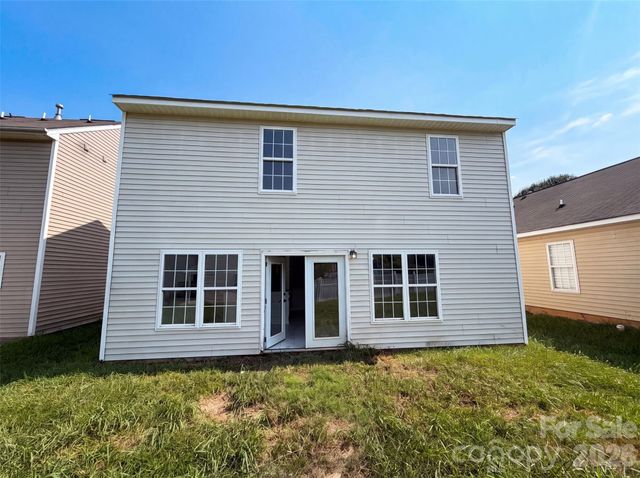 5732 Wallace Cabin Drive, Charlotte, NC 28212