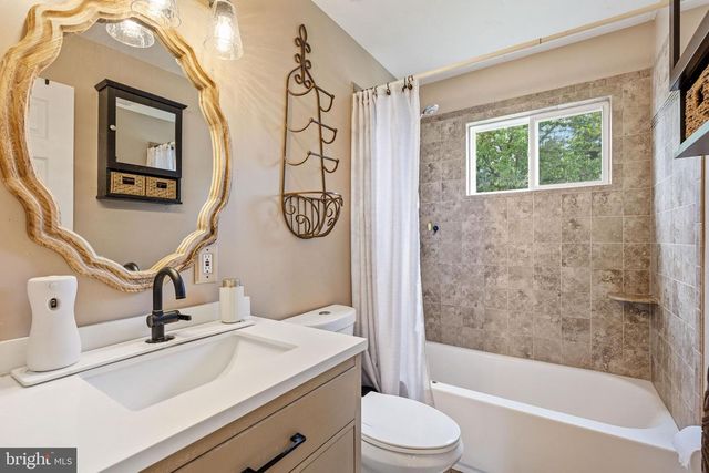 217 GEORGE DYE RD, Hamilton, NJ 08690