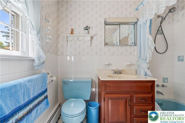 301 South Main Street, Perkasie Boro, PA 18944