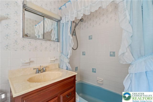 301 South Main Street, Perkasie Boro, PA 18944