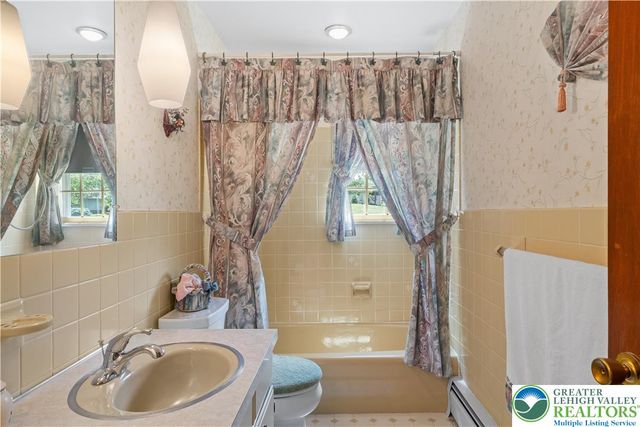 301 South Main Street, Perkasie Boro, PA 18944