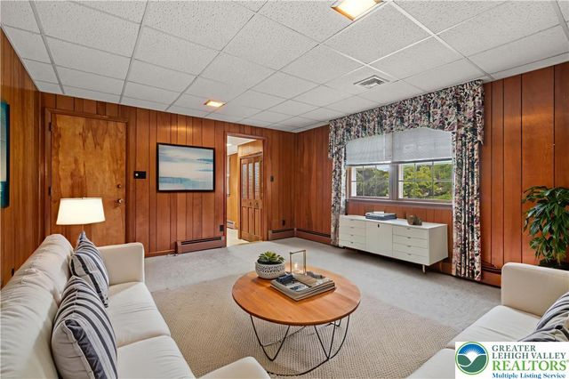 301 South Main Street, Perkasie Boro, PA 18944