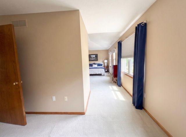 12925 Lincoln Avenue, Clive, IA 50325