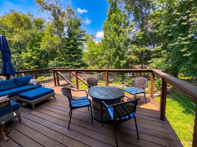 12925 Lincoln Avenue, Clive, IA 50325