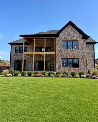 813 Quail Hollow Drive, Richmond, KY 40475