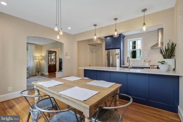 1943 N CLEVELAND ST, Arlington, VA 22201