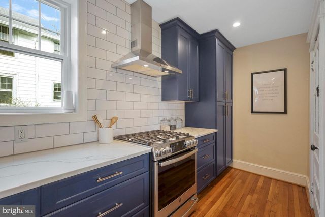 1943 N CLEVELAND ST, Arlington, VA 22201
