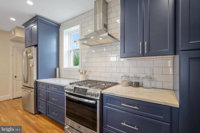 1943 N CLEVELAND ST, Arlington, VA 22201