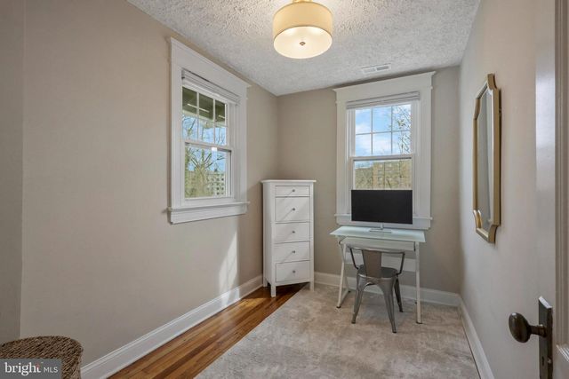 1943 N CLEVELAND ST, Arlington, VA 22201