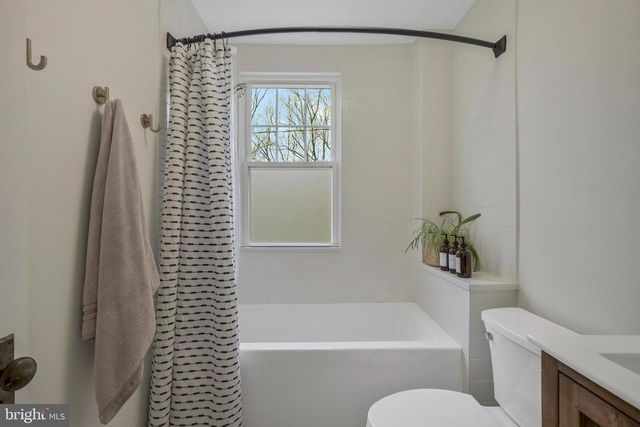 1943 N CLEVELAND ST, Arlington, VA 22201
