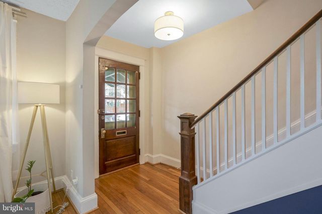 1943 N CLEVELAND ST, Arlington, VA 22201